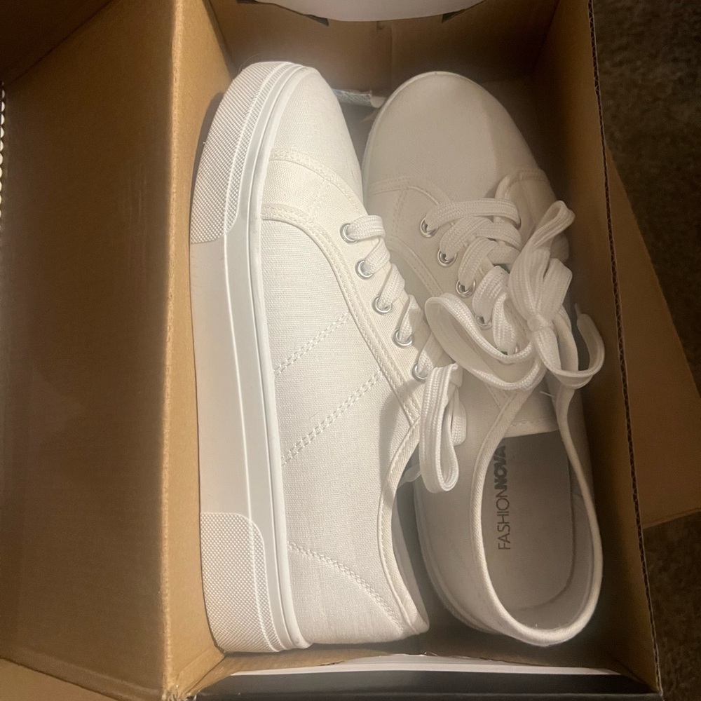 FashionNova white shoes
